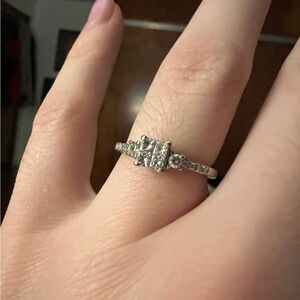 14k Invisibly Set Diamond Engagement Ring